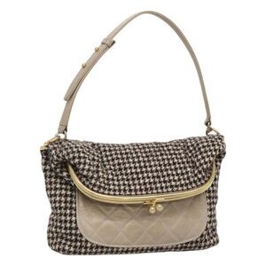 Pre Loved chanel Women Grey Shoulder Bags